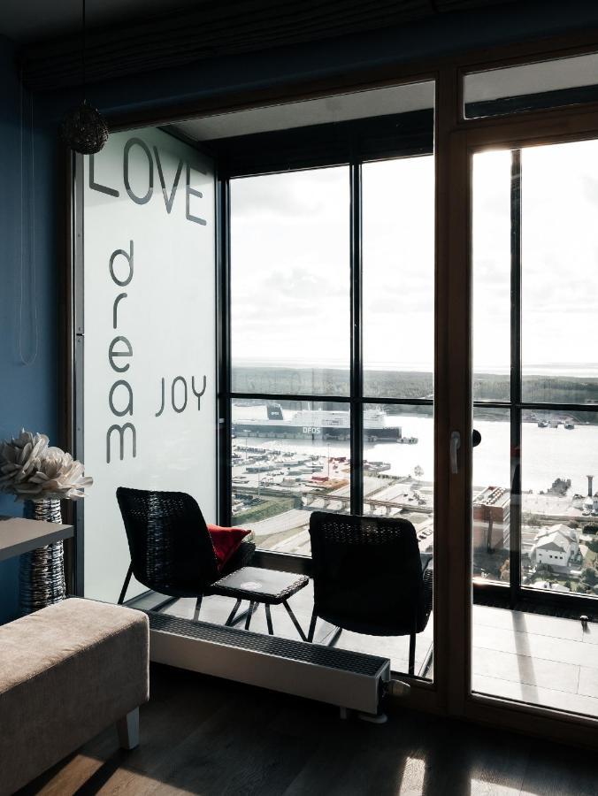 Sky Dream Jacuzzi 33 Floor *